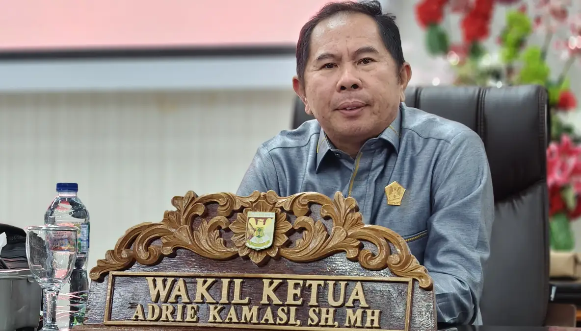 Adrie Kamasi Ajak 128 Hukum Tua Jaga Martabat Sebagai Pemimpin Pilihan Masyarakat