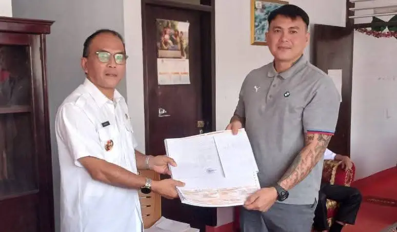 Jeftha Kereh Terima SPPT PBB Tahun Fiskal 2026 Desa Amongena Satu