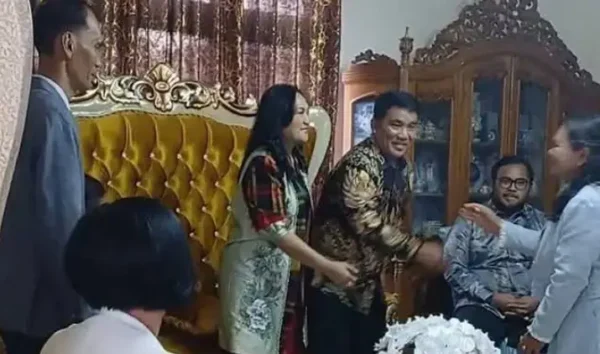 Pengucapan Syukur Minahasa, Gubernur Yulius Selvanus Kunjungi Desa Wolaang