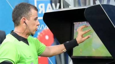 VAR Kembali Diperdebatkan, Angka Statistik Argentina Jadi Perhatian Dunia