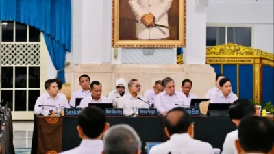 Misteri Kursi Gibran yang Digeser ke Jajaran Menteri, Istana Bantah Isu Retak!