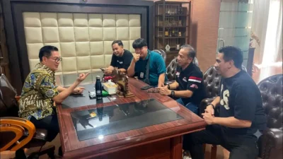 Doktor yang Memimpin, Pemimpin yang Terus Belajar