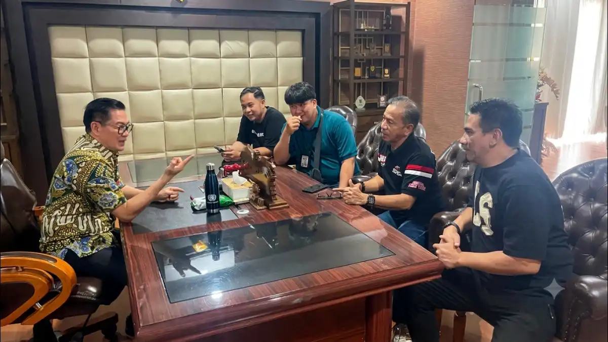 Doktor yang Memimpin, Pemimpin yang Terus Belajar