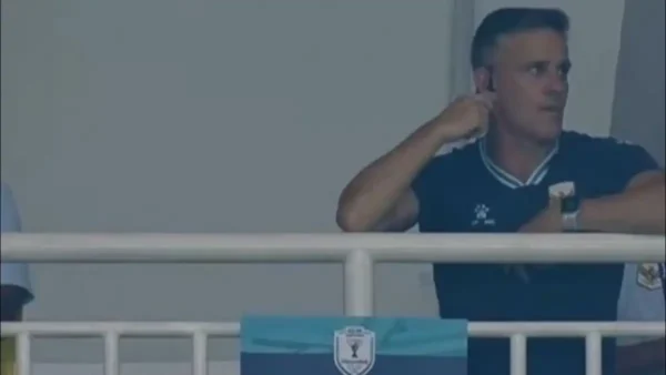 Gaya Elit Berkelas Dunia: Alasan John Herdman "Menghilang" dari Bangku Cadangan