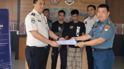 Dua WN Filipina Diserahkan ke Imigrasi Sulut, Diduga Masuk Wilayah RI Tanpa Dokumen Sah