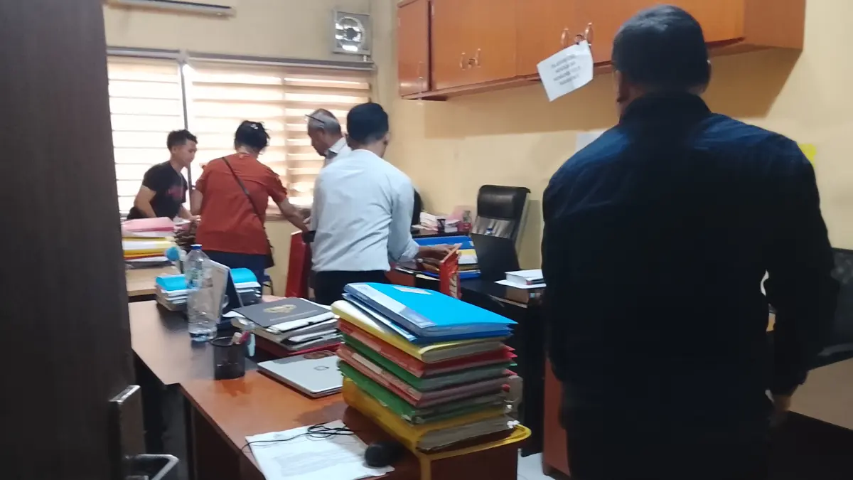 Pertanyakan Kelanjutan Kasus Hukum Klien, Advokat Hanafi Saleh Datangi Mapolda Sulut