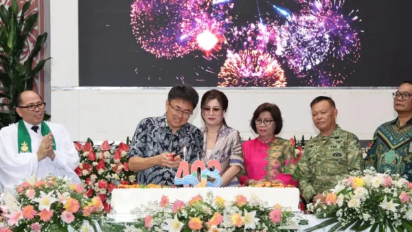 Dari Ibadah HUT ke-403 Kota Manado, Andrei Angouw Ajak Warga Rawat Kota dan Perkuat Budaya Bersih