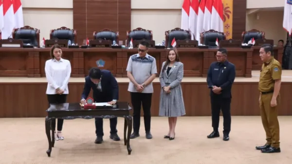 DPRD Sulut Tetapkan Ranperda Pemberdayaan Perempuan dan Perlindungan Anak Jadi Prakarsa DPRD, Perkuat Payung Hukum Cegah Kekerasan 1 DPRD Sulut Tetapkan Ranperda Pemberdayaan Perempuan dan Perlindungan Anak Jadi Prakarsa DPRD, Perkuat Payung Hukum Cegah Kekerasan