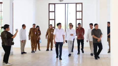 Wali Kota Andrei Angouw Hadiri Pasar Murah Bank Indonesia, Apresiasi Upaya Pengendalian Inflasi dan Tinjau Infrastruktur Pasar 45