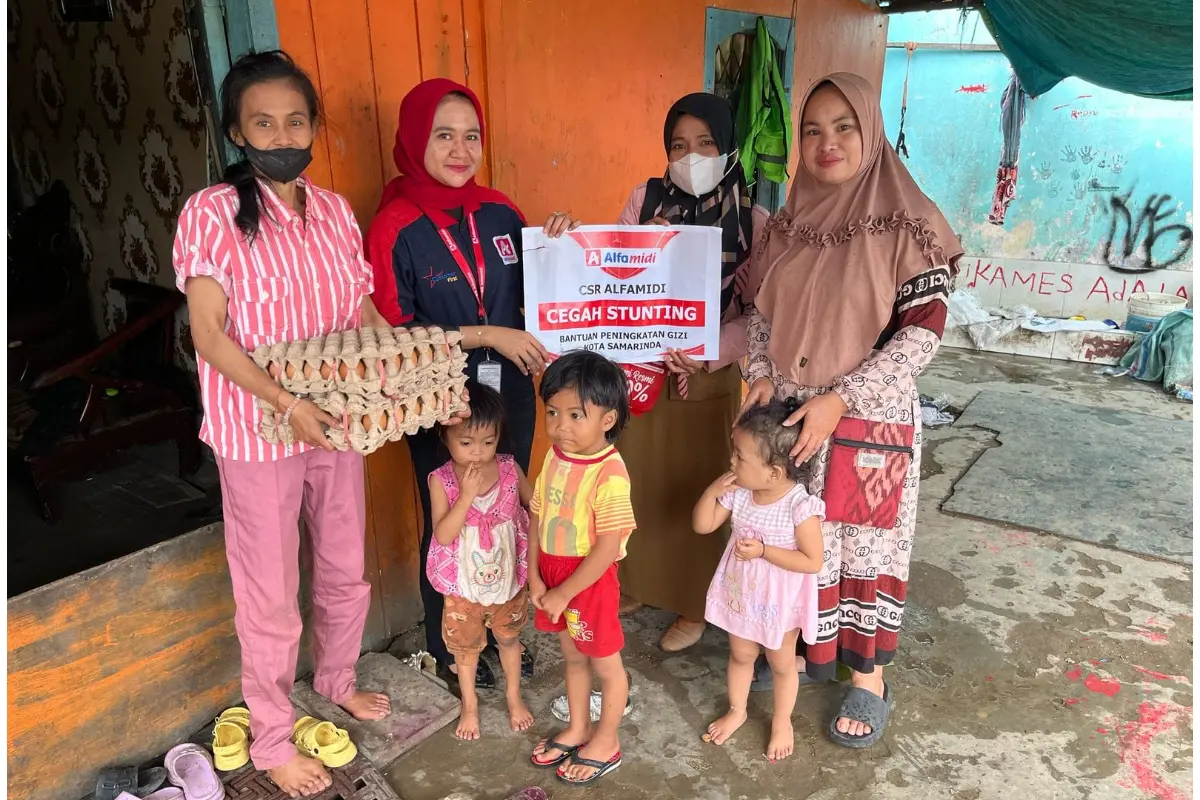 Dukung Gizi Anak di 26 Kota, Alfamidi Salurkan Lebih dari 160 Ribu Butir Telur