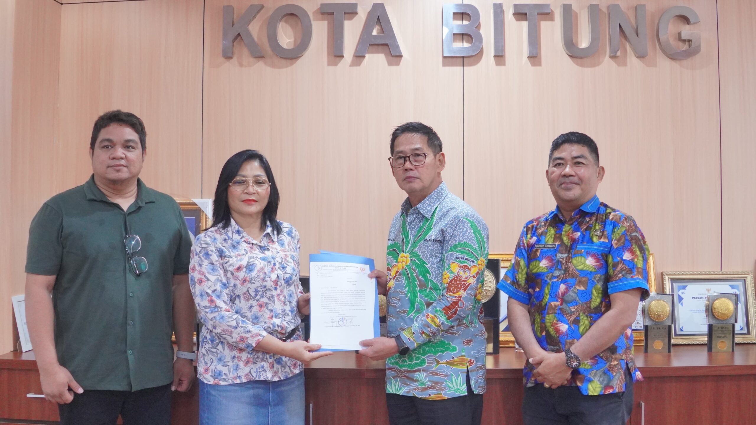 Julitje Maringka Tegaskan Dukungan IODI: Hengky Honandar Figur Terbaik Nahkodai KONI Bitung
