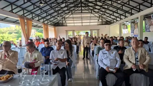 Ulyas Taha Ajak Kaum Bapak Katolik Jadi Duta Moderasi Beragama di Sulut