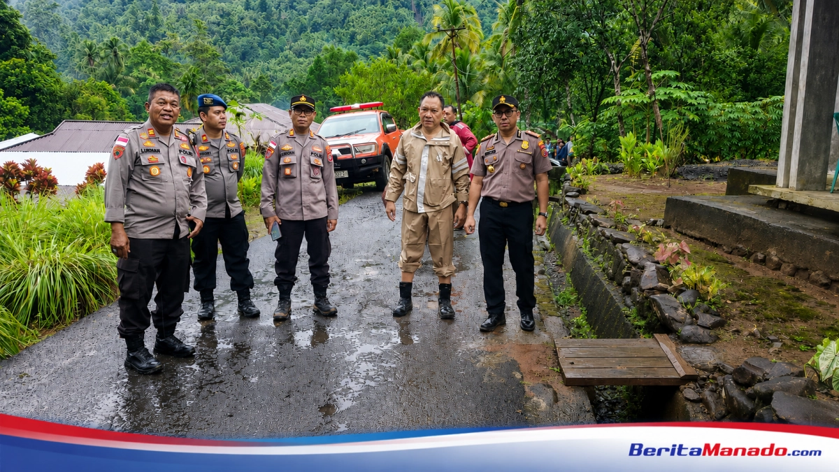 Plh Kapolres Sangihe Edwin Rumokor Tinjau Banjir dan Longsor di Tamako, 11 Rumah Rusak Berat dan 60 Terdampak