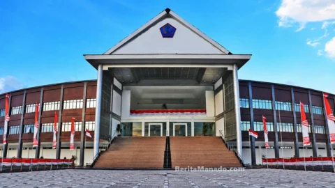 Kantor DPRD Provinsi Sulawesi Utara di Manado terkait daftar 45 anggota DPRD Sulut 2024–2029 terkini setelah perubahan PAW