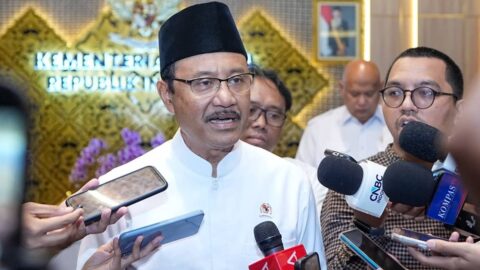 Menteri Sosial Saifullah Yusuf saat menyampaikan jadwal penyaluran Bansos PKH dan bantuan sembako Triwulan III mulai 20 Juli 2026.