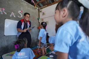 Pertamina Patra Niaga Perkuat Pendidikan Anak Pesisir Lewat Program RASI di Bitung