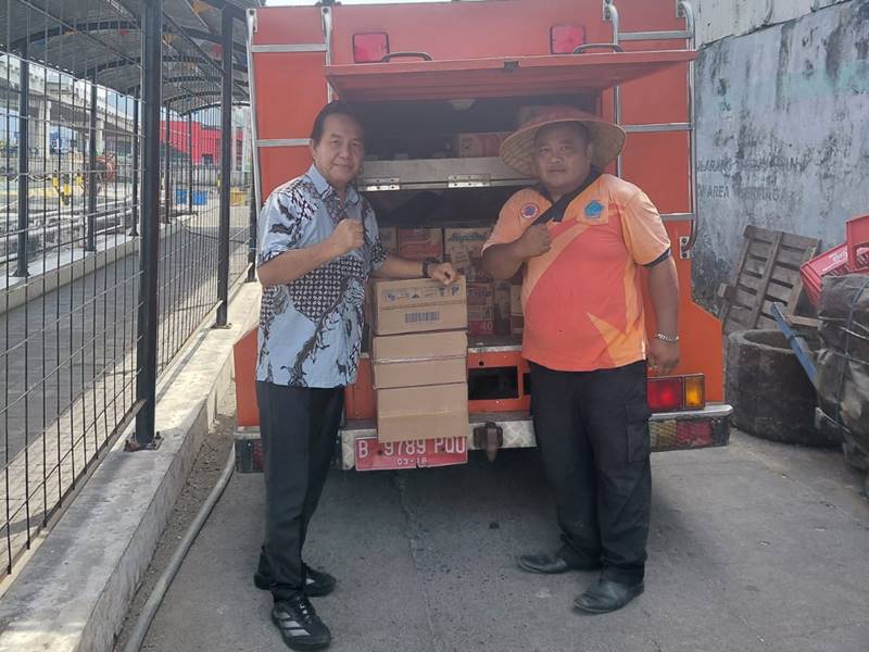 Gubernur Sulawesi Utara Yulius Selvanus mengarahkan BPBD Provinsi Sulawesi Utara mengirim bantuan logistik darurat bagi korban banjir bandang dan tanah longsor di Kabupaten Kepulauan Sangihe.