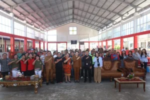 Petani Tomohon Dibekali Literasi Keuangan GENCARKAN, Wawali Ingatkan Bahaya Pinjol Ilegal