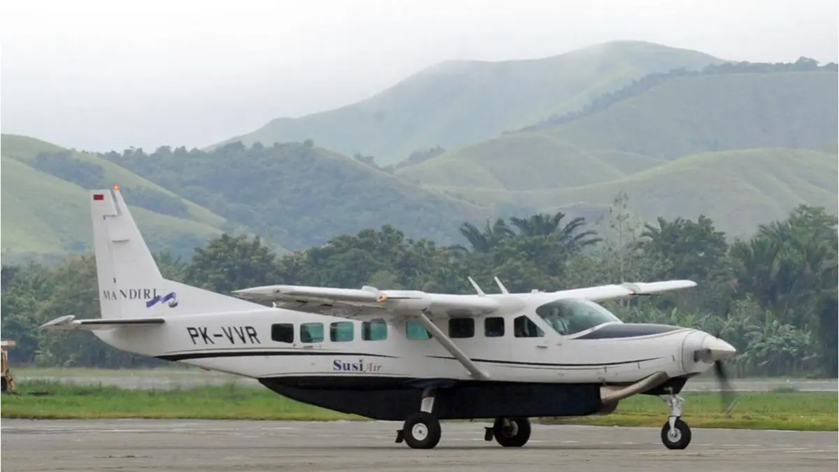 Pesawat Susi Air Pecah Ban di Bandara Sam Ratulangi Manado, Sejumlah Penerbangan Tertunda