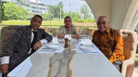 Akhmad Munir dan Hotman Paris bertemu di Jakarta akhiri polemik PWI Pusat