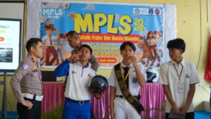 Honda Edukasi Safety Riding di SMA Don Bosco Manado, Tanamkan Budaya "Cari Aman"