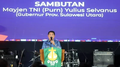 Gubernur Sulawesi Utara Yulius Selvanus menyampaikan bahwa aktivitas GMIM turut menggerakkan ekonomi daerah saat membuka Pekan Seni Remaja Sinode GMIM 2026 di Aula Mapalus Kantor Gubernur Sulut.