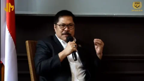 Jan Maringka : Menurunnya Kepercayaan Publik Terhadap Penegakan Hukum berasal dari Penegak Hukumnya Sendiri