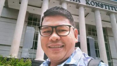 Kajian Filsafat Kontemporer Antara Agama dan Politik 