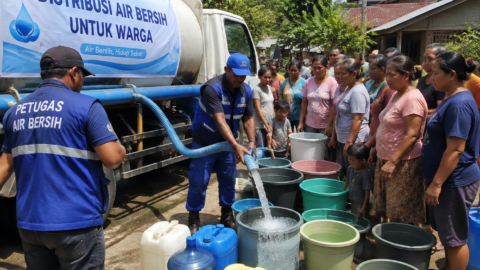 Krisis Air Bersih Akibat Kemarau, Heronimus Makainas Instruksikan Satgas Bergerak Tanpa Henti