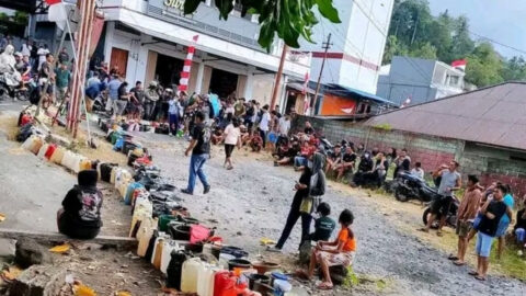 Kelangkaan BBM Sitaro Segera Terurai, Kapal Dalam Proses Loading Pasokan