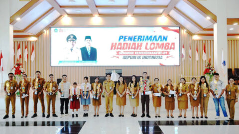 Momen Bahagia Para Juara HUT RI di Sitaro Saat Terima Hadiah