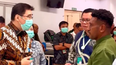 Momen Hangat di IGD dan Pesan Menyentuh Dirut RSUP Kandou untuk Dokter Muda Asal Papua