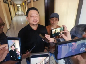 Kronologi Penikaman di Restoran Dimembe Berawal dari Ketersinggungan, Kuasa Hukum IT Minta Maaf