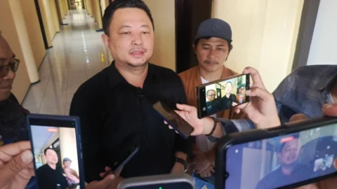 Kronologi Penikaman di Restoran Dimembe Berawal dari Ketersinggungan, Kuasa Hukum IT Minta Maaf