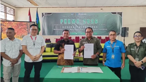 FIPP UNIMA dan KPID Sulut Teken MoA, Mahasiswa Baru Antusias Ikuti Kuliah Umum Literasi Penyiaran