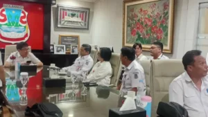 Wali Kota Andrei Angouw Pimpin Rapat Teknis PJU, Kaling Diminta Aktif Identifikasi Tiang Lampu Jalan