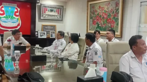Wali Kota Andrei Angouw Pimpin Rapat Teknis PJU, Kaling Diminta Aktif Identifikasi Tiang Lampu Jalan