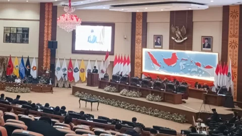Fiskal Terbatas, Gubernur Sulut Yulius Selvanus Dorong Creative Financing dan KPBU