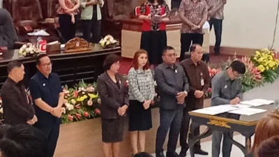 Wali Kota Manado Andrei Angouw Hadiri Rapat Paripurna DPRD, KUA-PPAS Perubahan APBD 2026 Ditandatangani