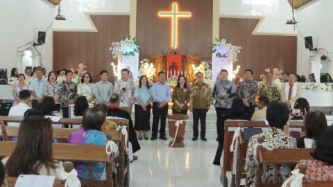Hengky Honandar Tegaskan Gereja dan Pemerintah Harus Bersinergi, Pesan Ini Disampaikan di GMIM Eden Danowudu