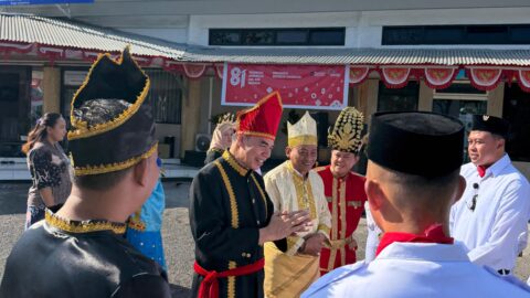 Nana Sutisna Pimpin Upacara HUT ke-81 RI, ASDP Bitung Tampil dalam Balutan Pakaian Adat