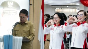 Tiga Organisasi Desa Resmi Dikukuhkan, Hengky Honandar Serukan Kerja Nyata dan Sinergi untuk Bitung Maju