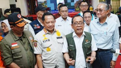 Menko PMK Pratikno menyampaikan pembangunan posko terpadu untuk mempercepat penanganan gempa NTT.