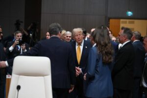 Trump Sebut Dirinya Diam-Diam Berganti Pesawat di Turkiye karena Adanya Ancaman