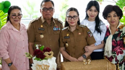 Robby Dondokambey dan Vanda Sarundajang pada perayaan HUT ke-52 di Tondano