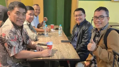 Gubernur Yulius Selvanus bersama Senator Stefanus BAN Liow membahas pembangunan Sulawesi Utara