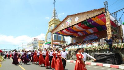 Suasana Tomohon International Flower Festival (TIFF) 2026 di Kota Tomohon, Sulawesi Utara
