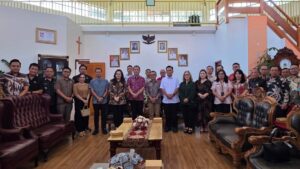 Senator Stefanus BAN Liow Temui Wali Kota Tomohon dan Jajaran, Bawa Kabar ABPEDNAS