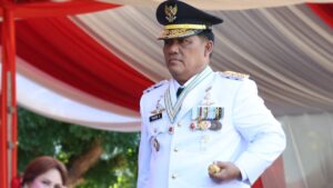 Gubernur Yulius Selvanus: Kemerdekaan Harus Diteruskan dengan Kerja Nyata