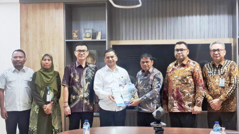 Plt Bupati Sitaro bersama Pimpinan DPRD, Bawa Masalah Jalan dan Pelabuhan ke Pusat